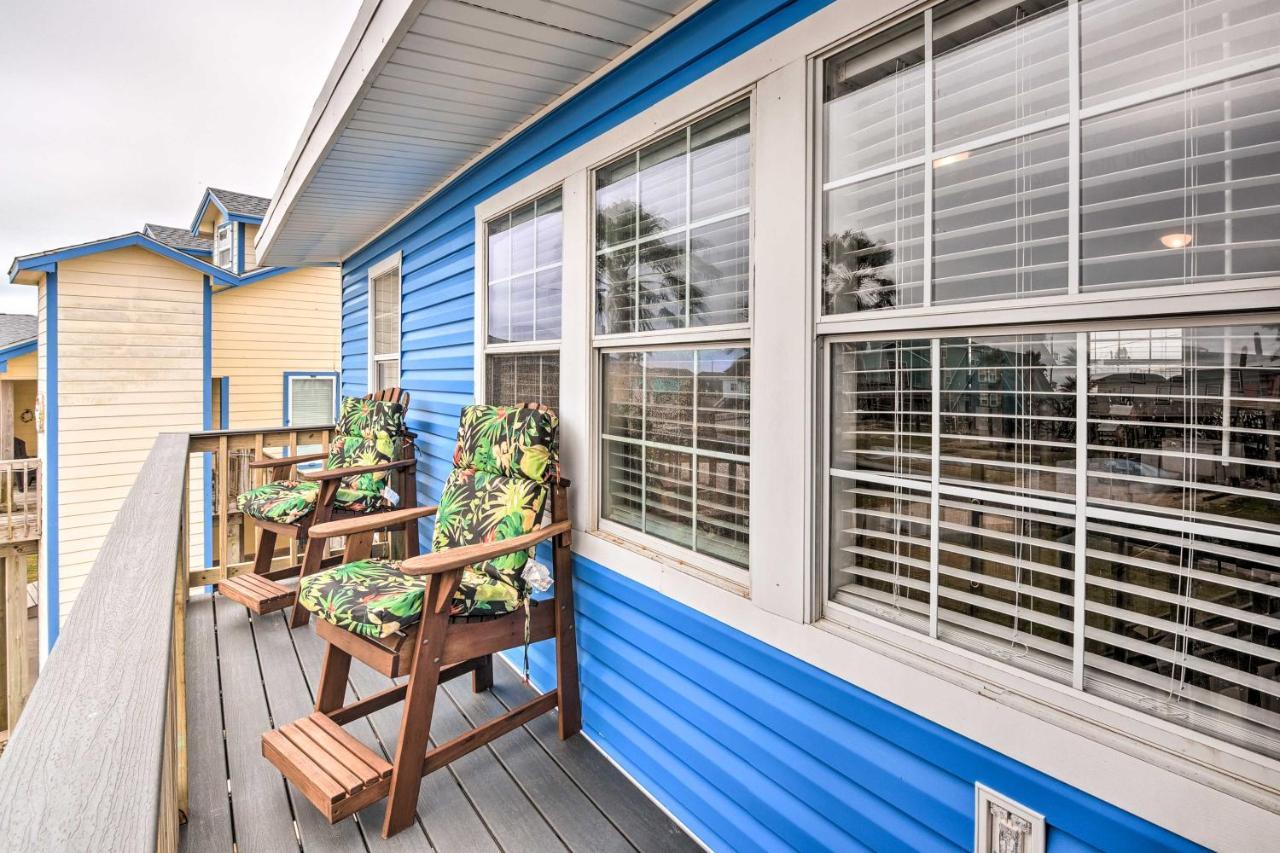 Surfside Beach Gem With Deck - 1 Block To Shore! Freeport Buitenkant foto